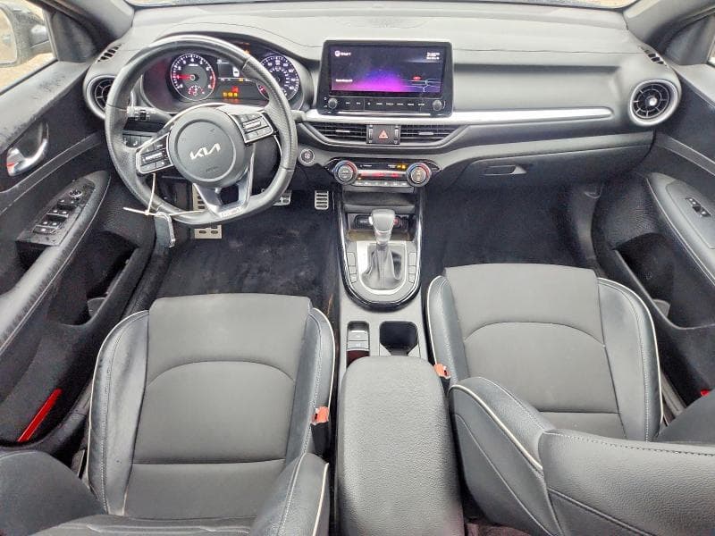 2022 KIA FORTE GT LINE 8