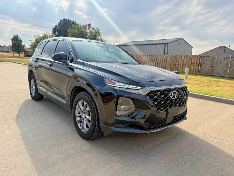 2019 HYUNDAI SANTA FE SE - 1