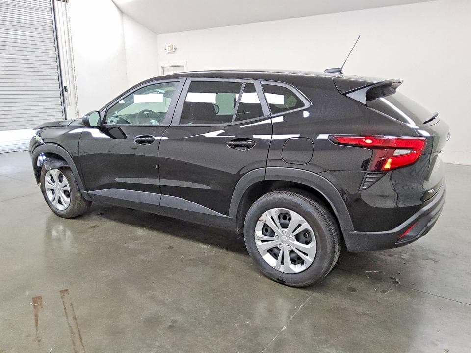 2026 CHEVROLET TRAX LS 2
