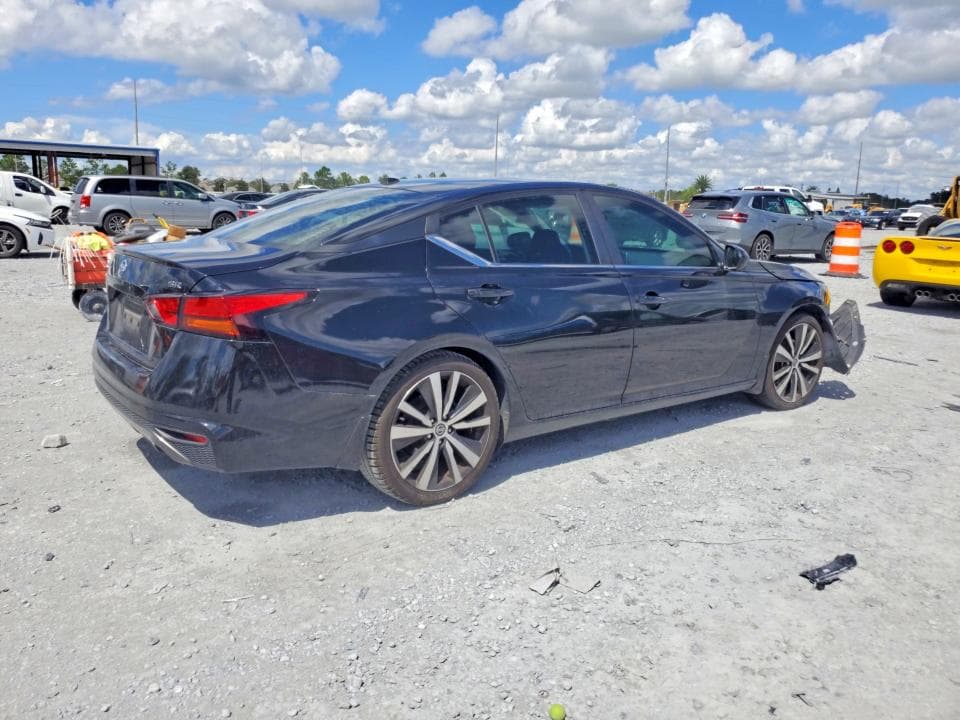 2019 NISSAN ALTIMA SR 3