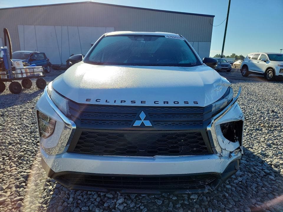2023 MITSUBISHI ECLIPSE CROSS LE 5