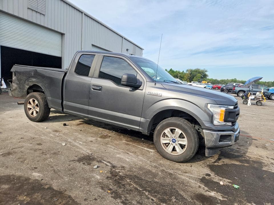 2018 FORD F150 SUPER CAB 4