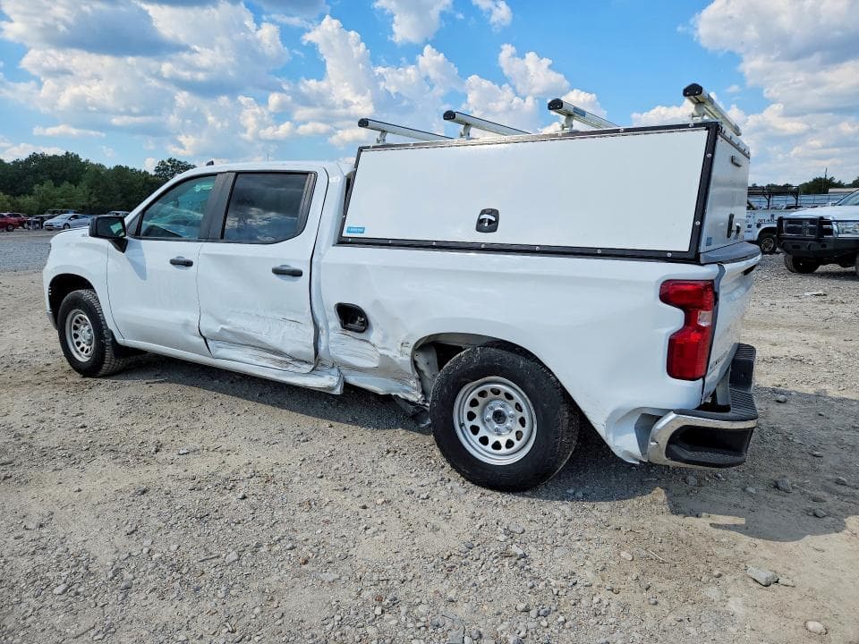 2024 CHEVROLET SILVERADO C1500 2