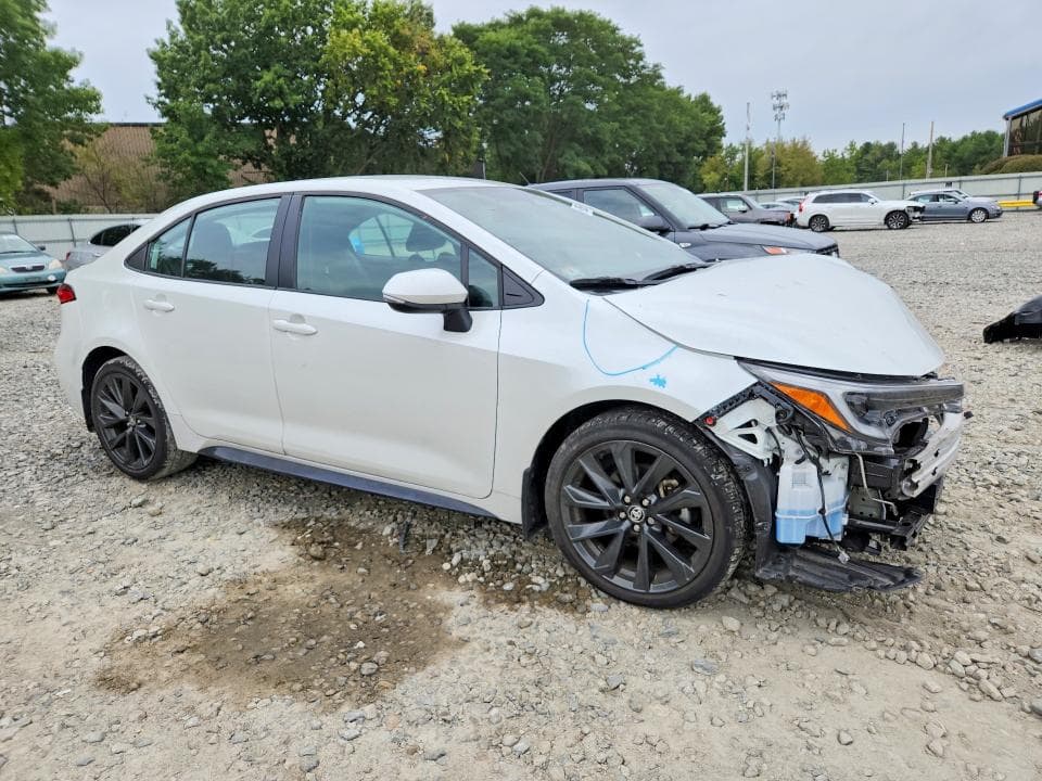 2024 TOYOTA COROLLA SE 4