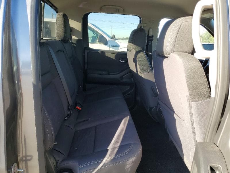 2022 NISSAN FRONTIER SV 10