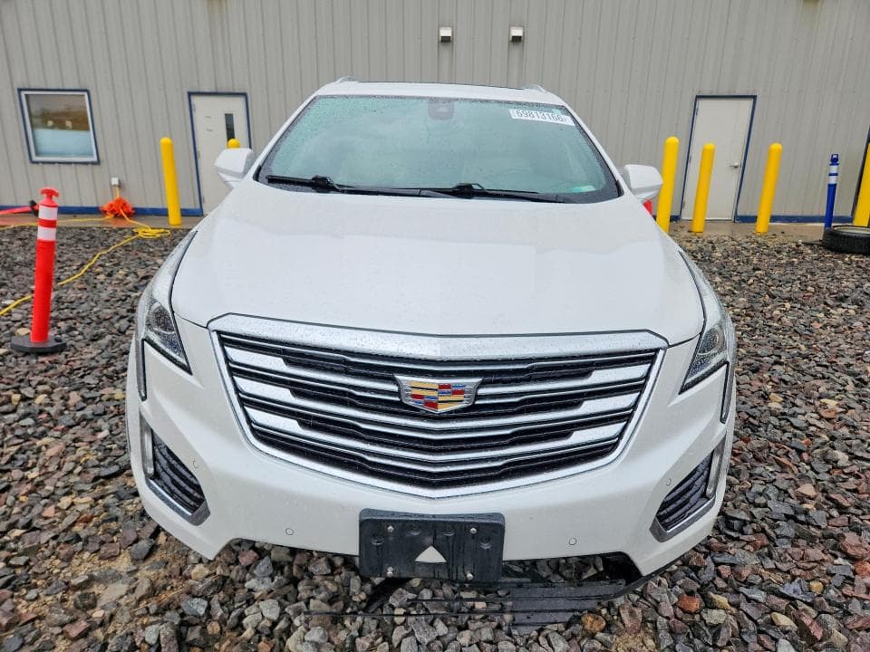 2017 CADILLAC XT5 LUXURY 5