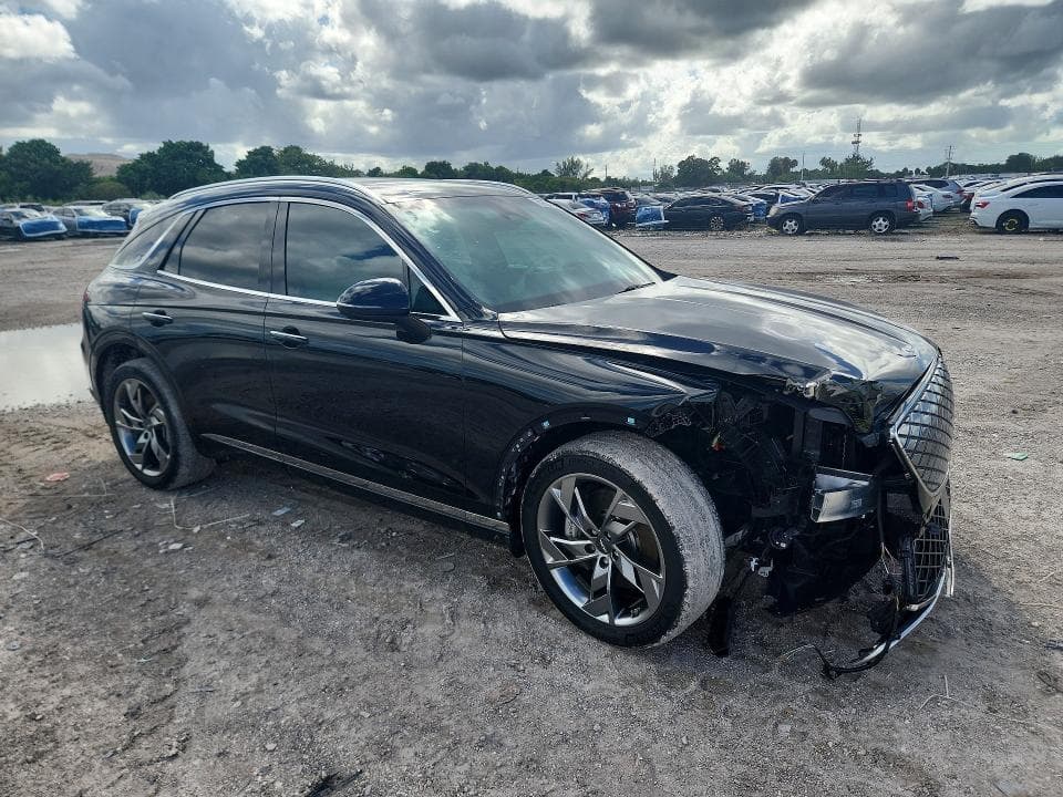 2023 GENESIS ELECTRIFIED GV70 BASE 4