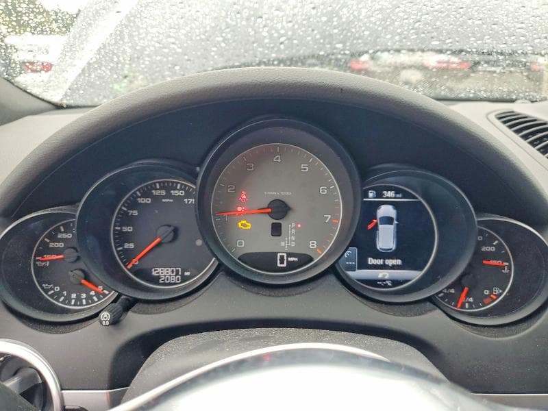 2018 PORSCHE CAYENNE S 9