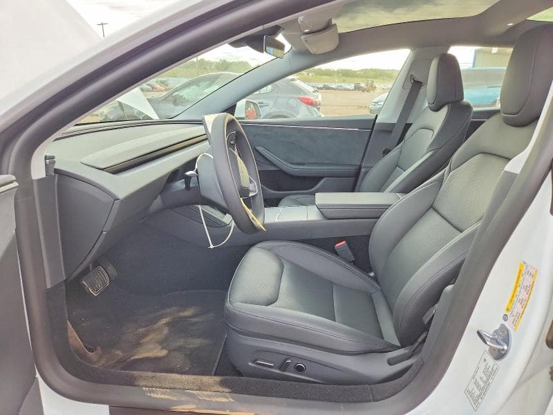 2026 TESLA MODEL 3 7