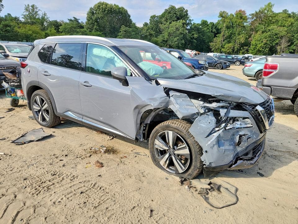 2023 NISSAN ROGUE SL 4