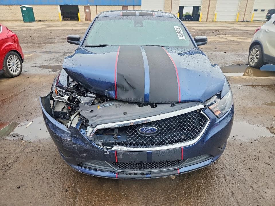 2017 FORD TAURUS SHO 5