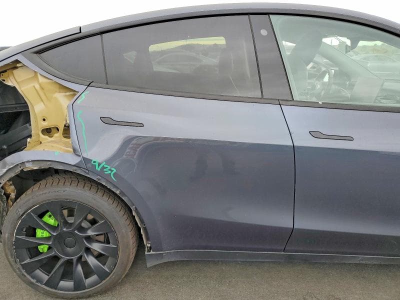 2022 TESLA MODEL Y 11