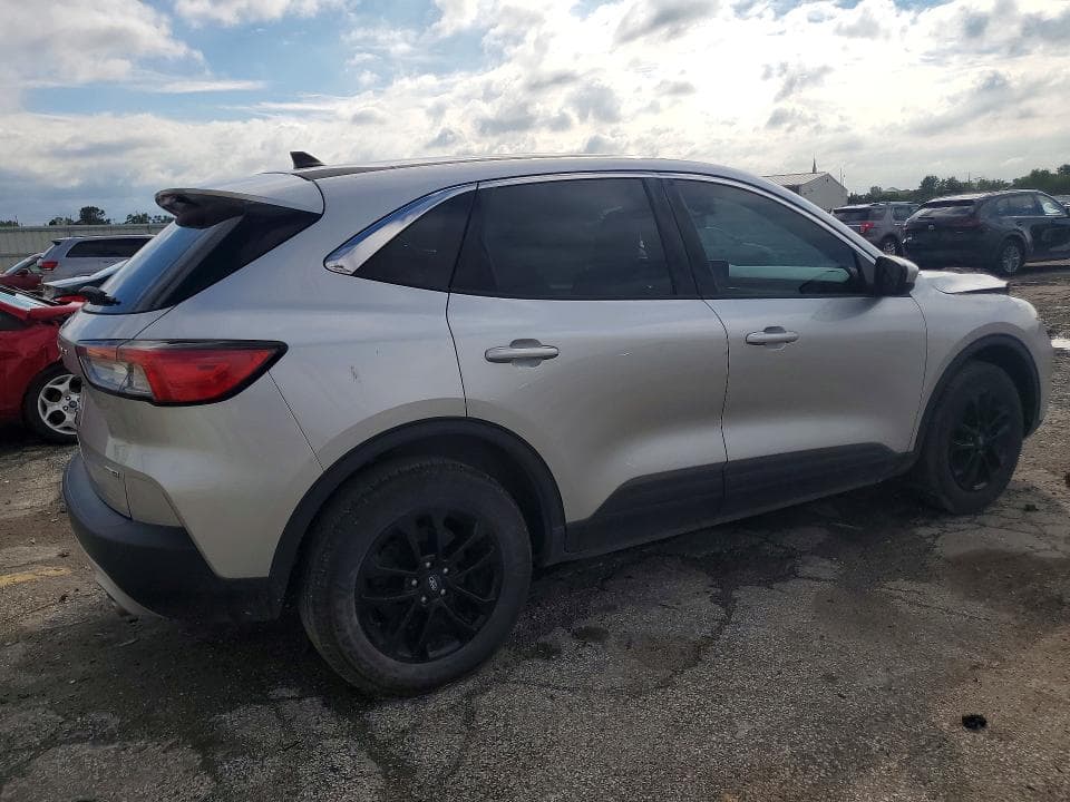 2020 FORD ESCAPE SE 3