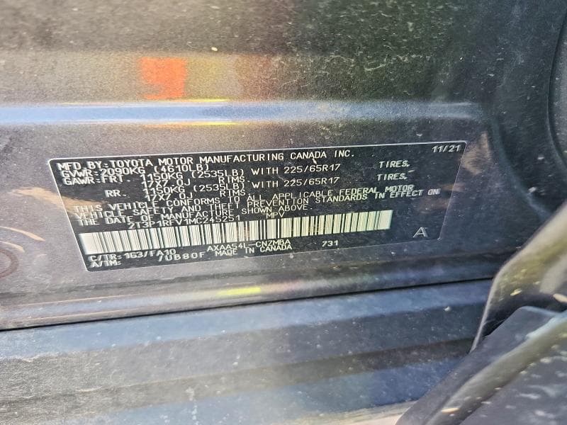 2021 TOYOTA RAV4 XLE 13