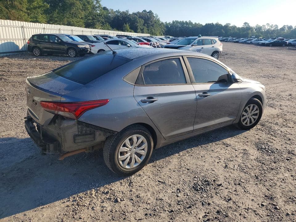 2018 HYUNDAI ACCENT SE 3