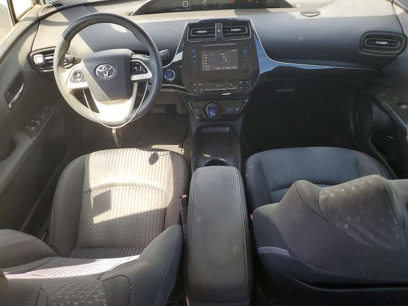 2017 TOYOTA PRIUS TWO 8