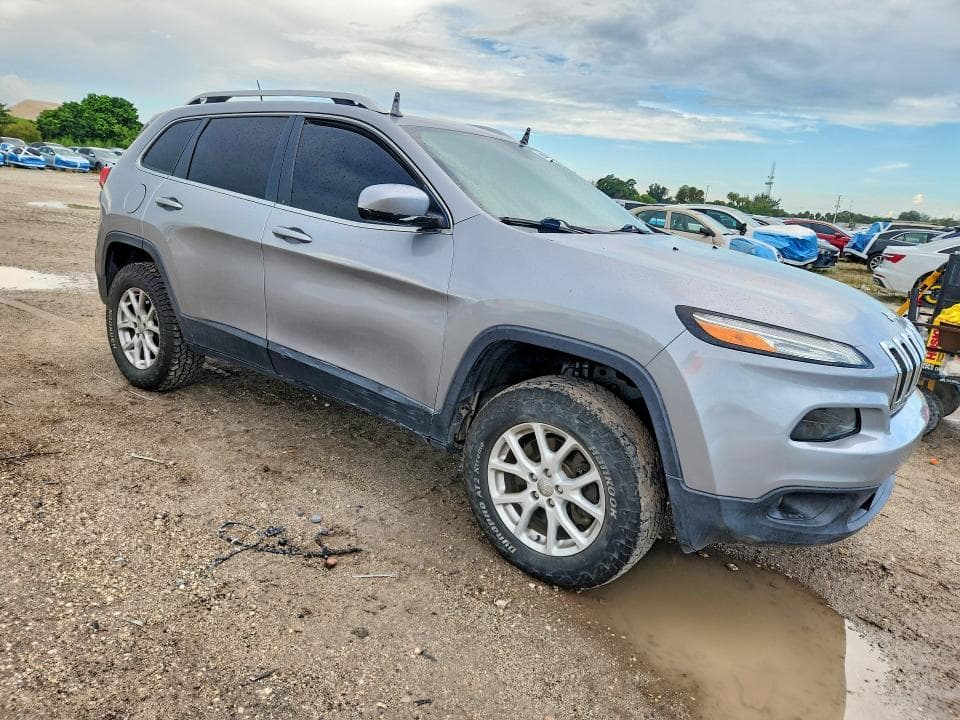 2017 JEEP CHEROKEE LATITUDE 4