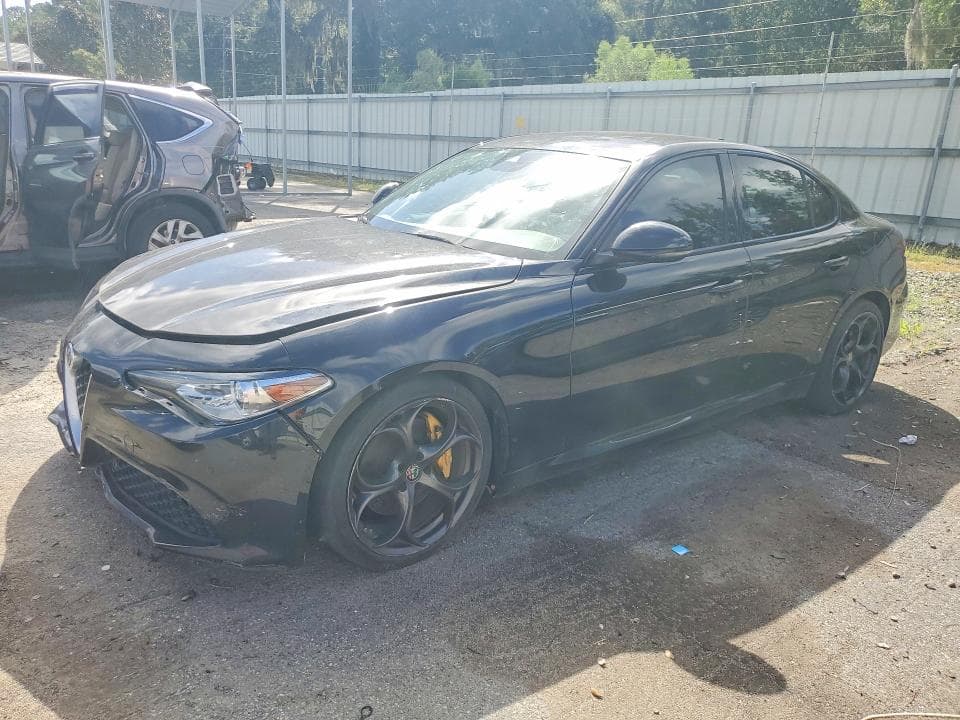 2017 ALFA ROMEO GIULIA TI