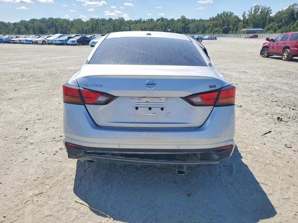 2021 NISSAN ALTIMA SR 6