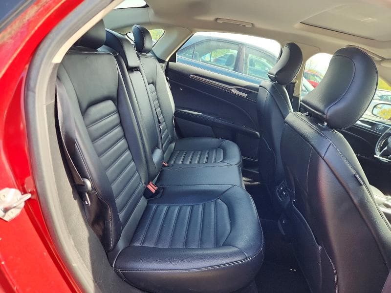 2017 FORD FUSION SE 10