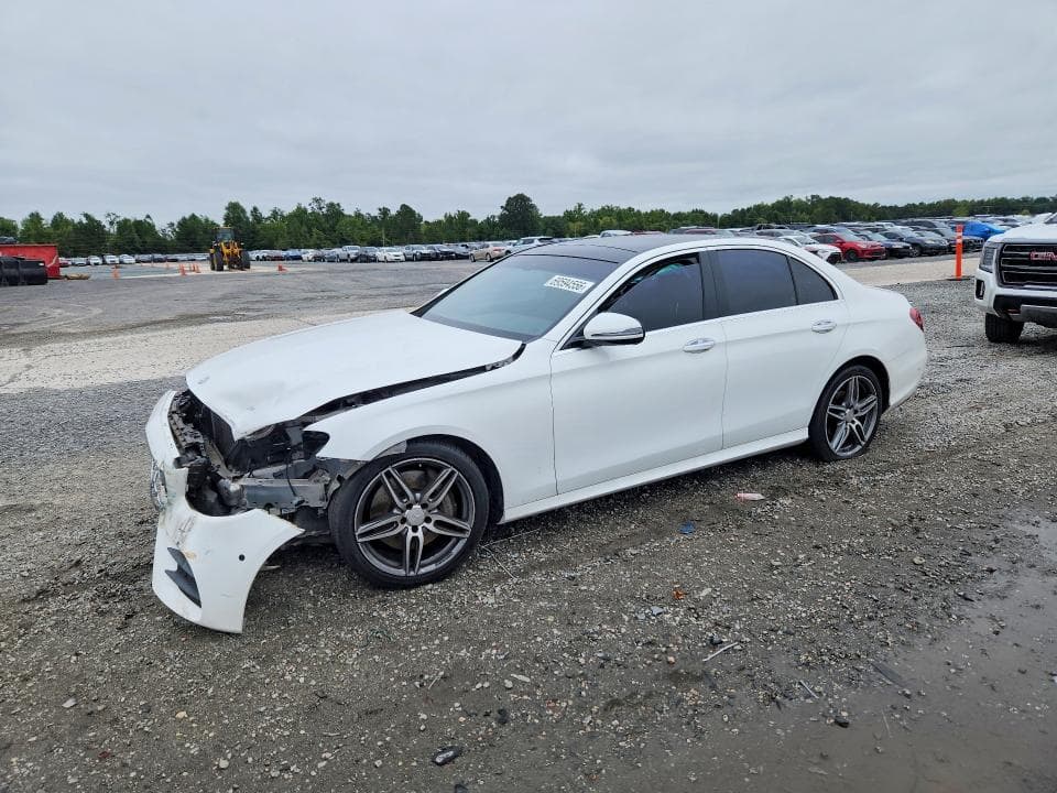 2017 MERCEDES-BENZ E 300 - 1