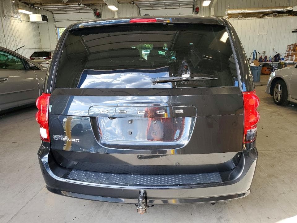 2017 DODGE GRAND CARAVAN SE 6