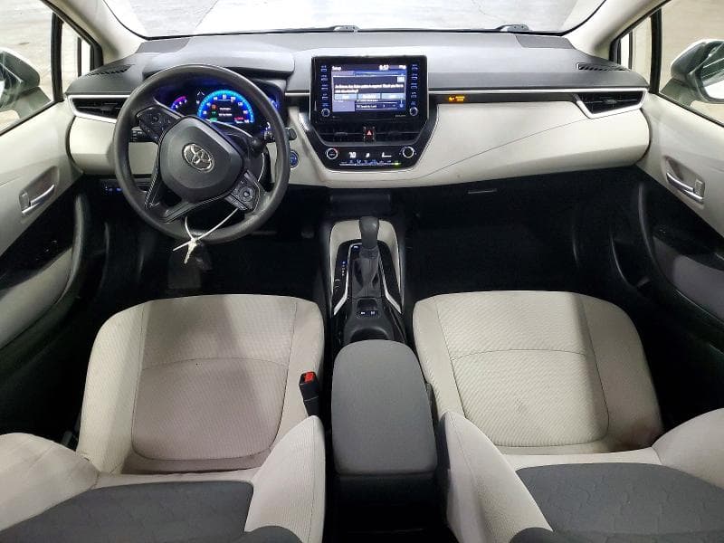 2021 TOYOTA COROLLA LE 8