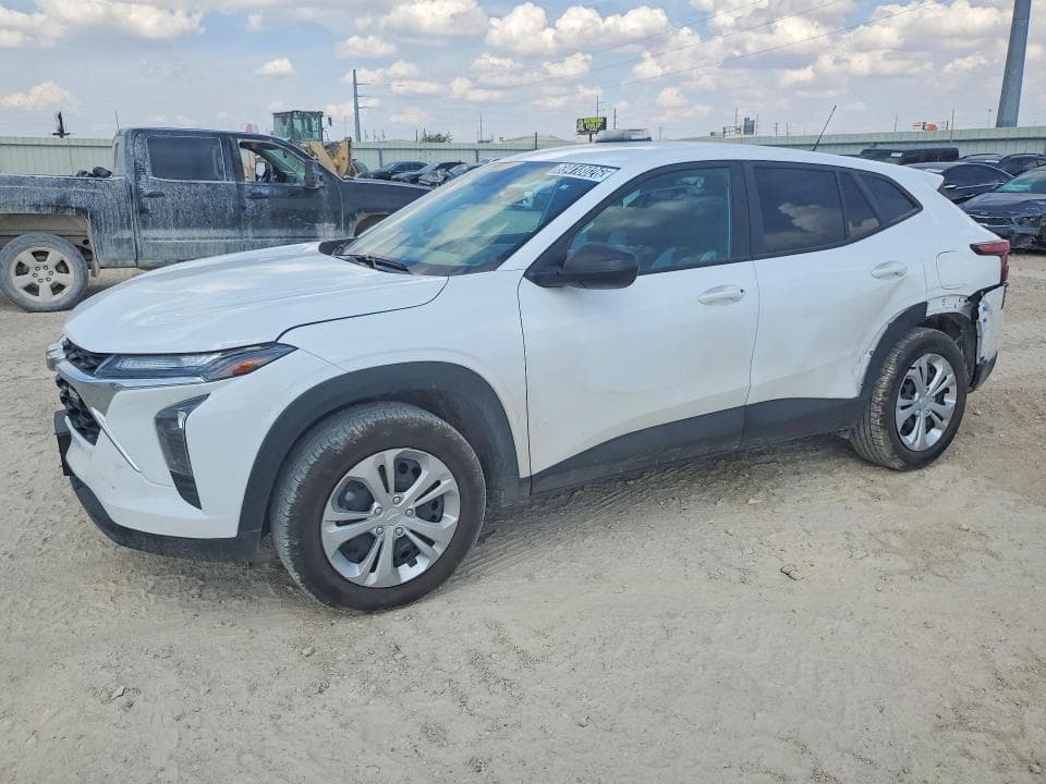 2025 CHEVROLET TRAX LS - 1