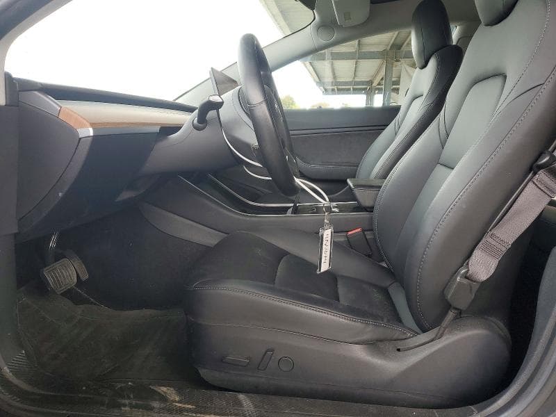2018 TESLA MODEL 3 7