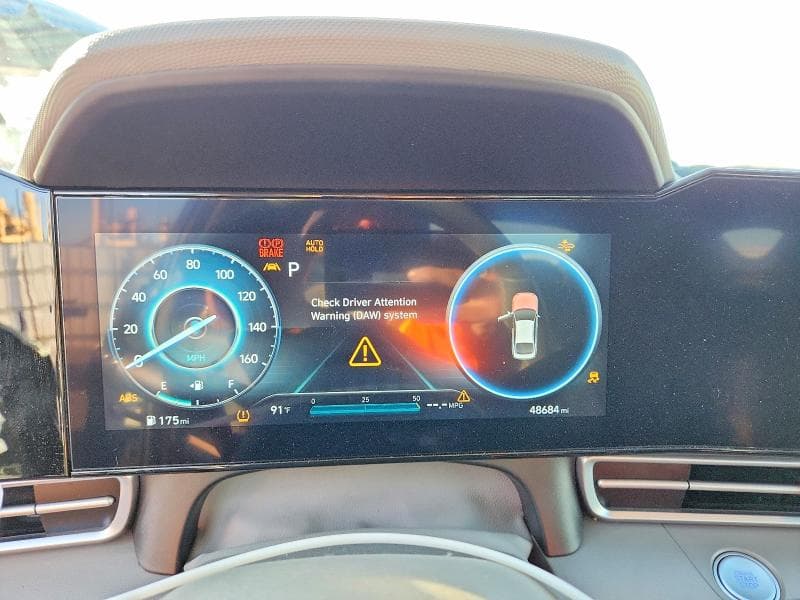 2023 HYUNDAI ELANTRA SEL 9