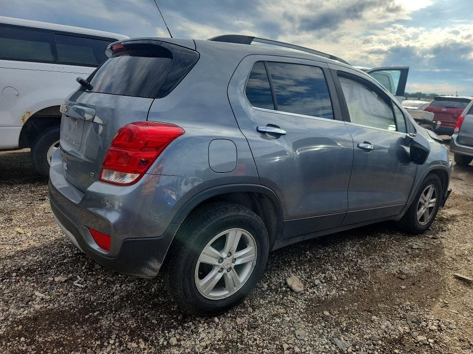 2019 CHEVROLET TRAX 1LT 3