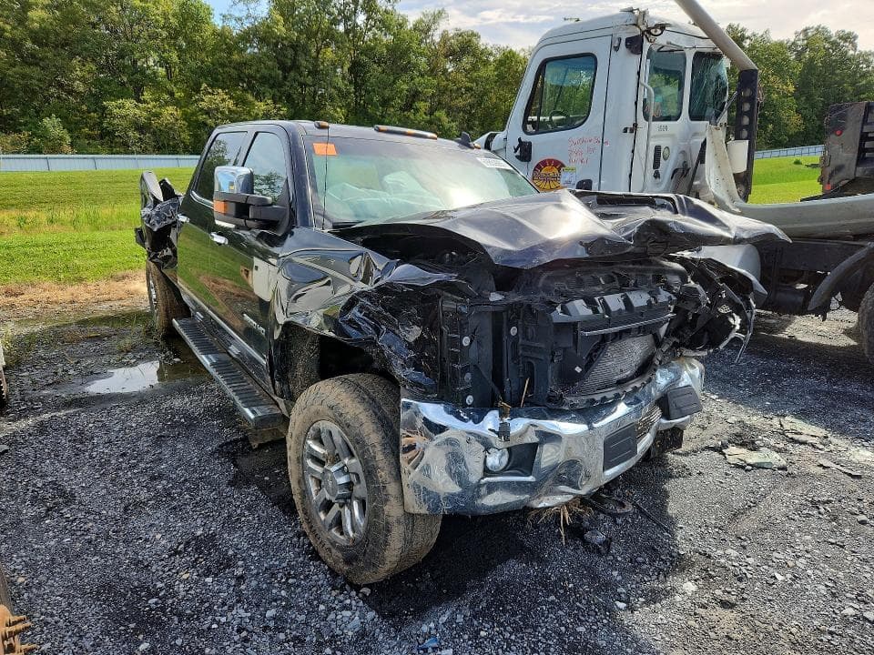 2019 CHEVROLET SILVERADO K3500 LTZ 4