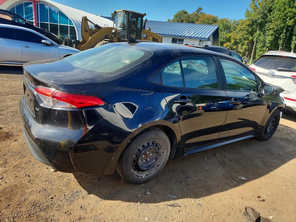 2023 TOYOTA COROLLA LE 3