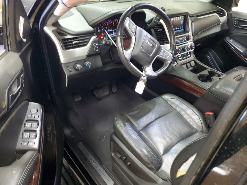 2020 GMC YUKON SLT 8