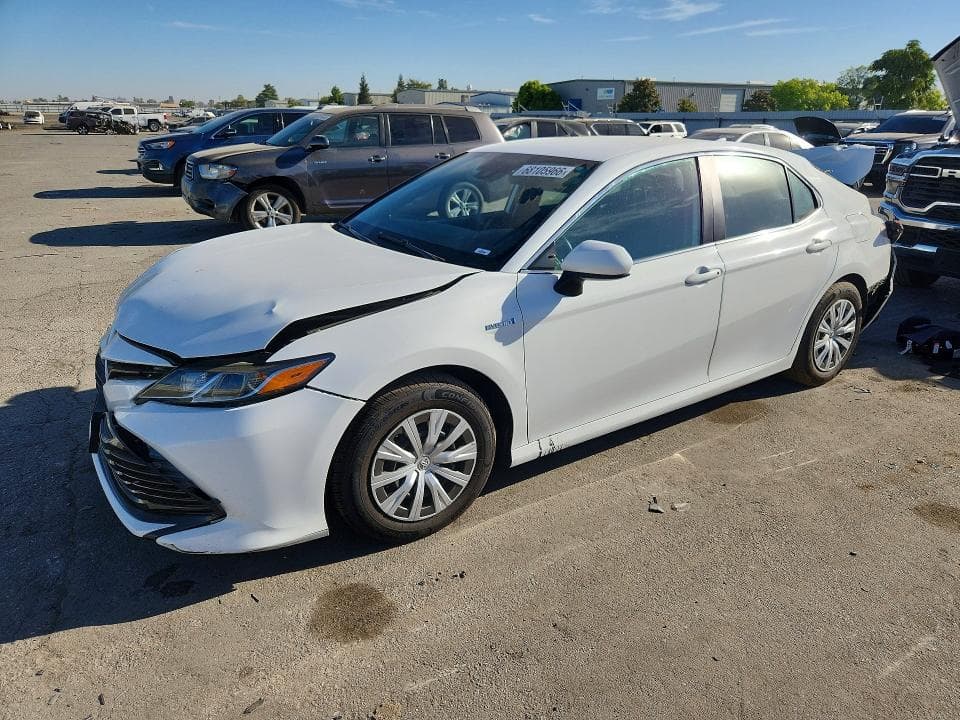 2020 TOYOTA CAMRY LE - 1