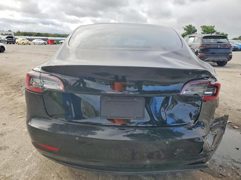 2020 TESLA MODEL 3 6