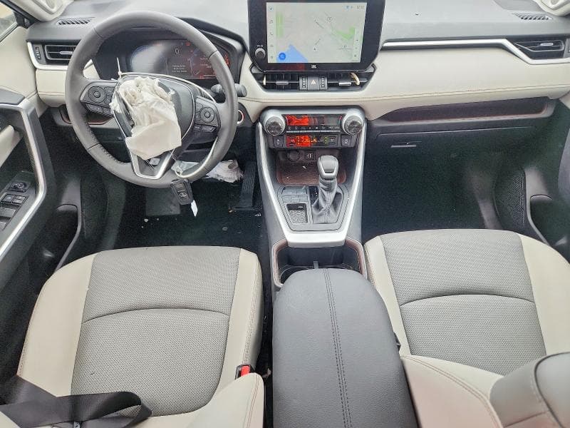 2025 TOYOTA RAV4 LIMITED 8