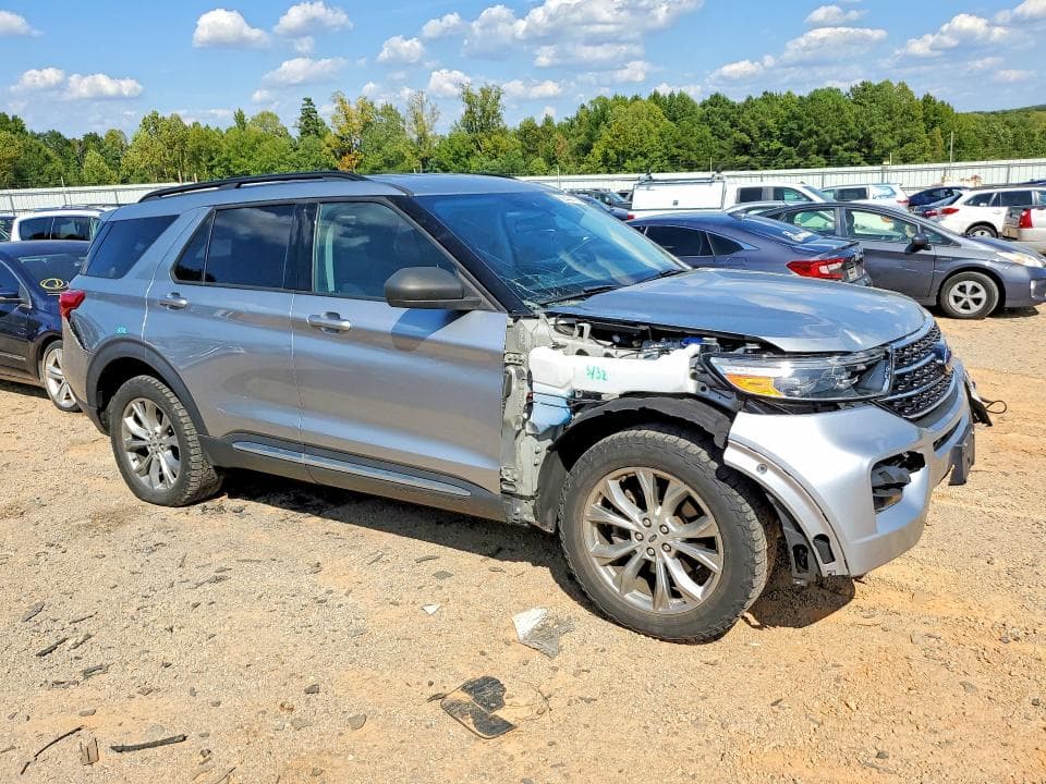 2020 FORD EXPLORER XLT 4
