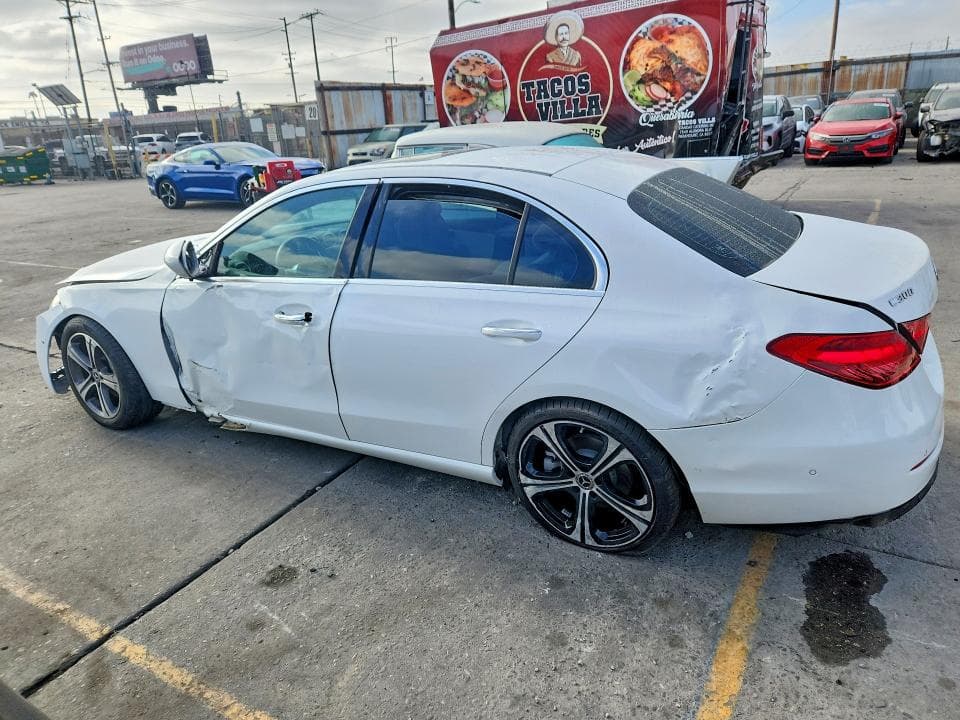 2024 MERCEDES-BENZ C 300 2