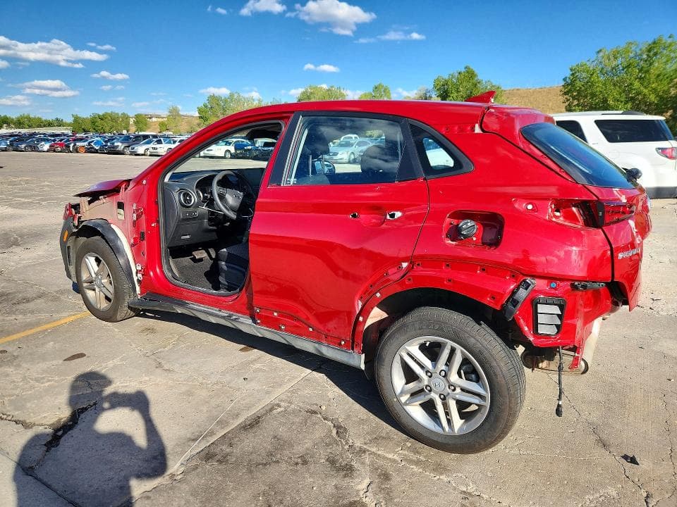 2022 HYUNDAI KONA SE 2