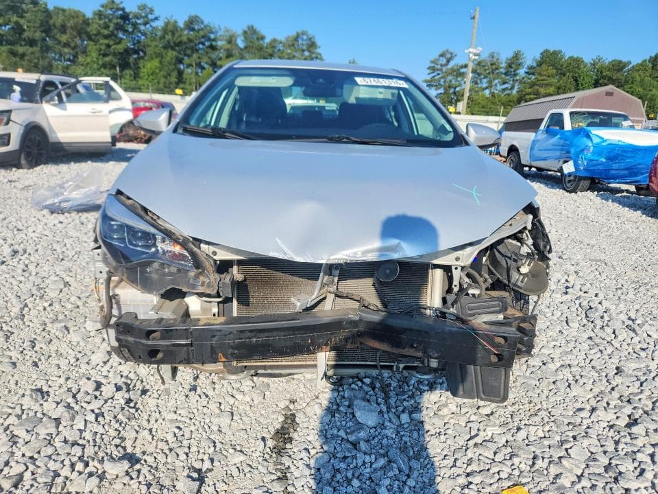2017 TOYOTA COROLLA SE 5