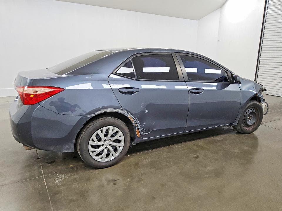 2019 TOYOTA COROLLA LE 3