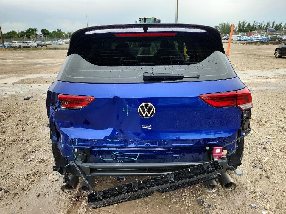 2026 VOLKSWAGEN GOLF R 6