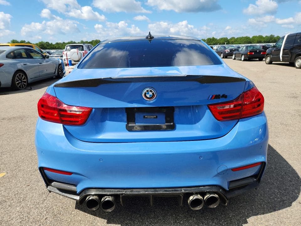 2017 BMW M4 6