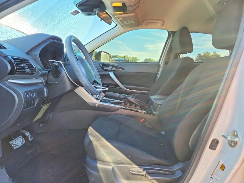 2023 MITSUBISHI ECLIPSE CROSS LE 7