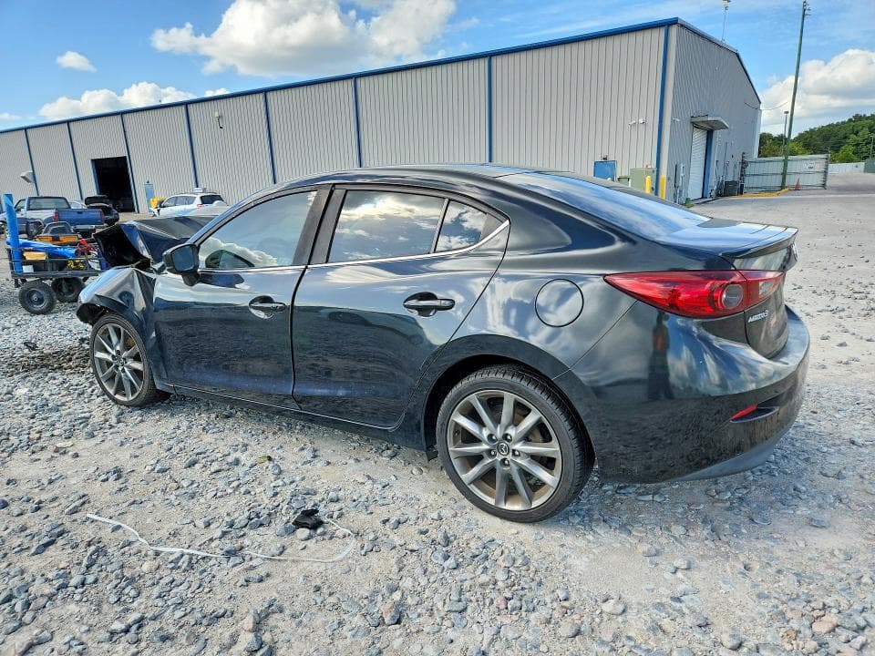 2018 MAZDA 3 TOURING 2