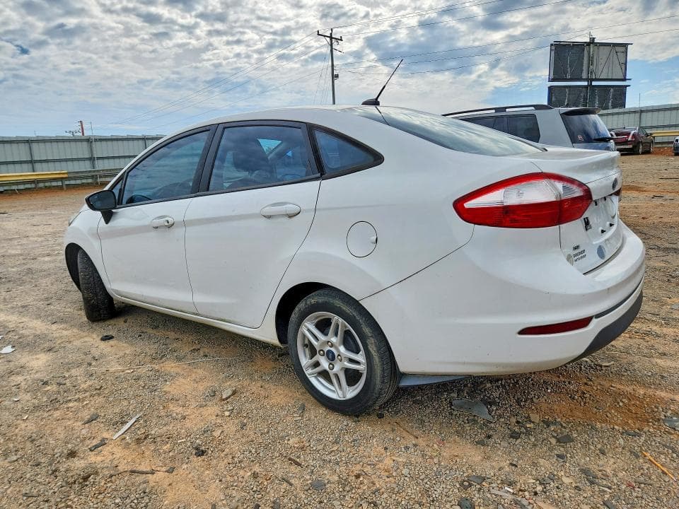 2019 FORD FIESTA SE 2