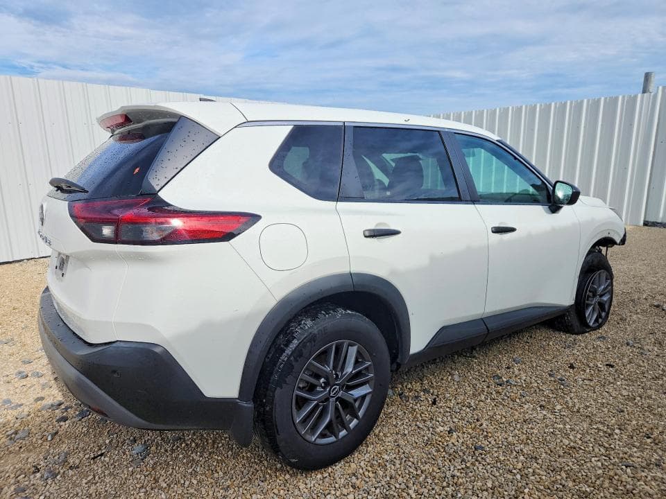 2022 NISSAN ROGUE S 3