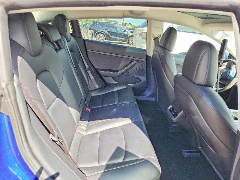 2022 TESLA MODEL 3 10