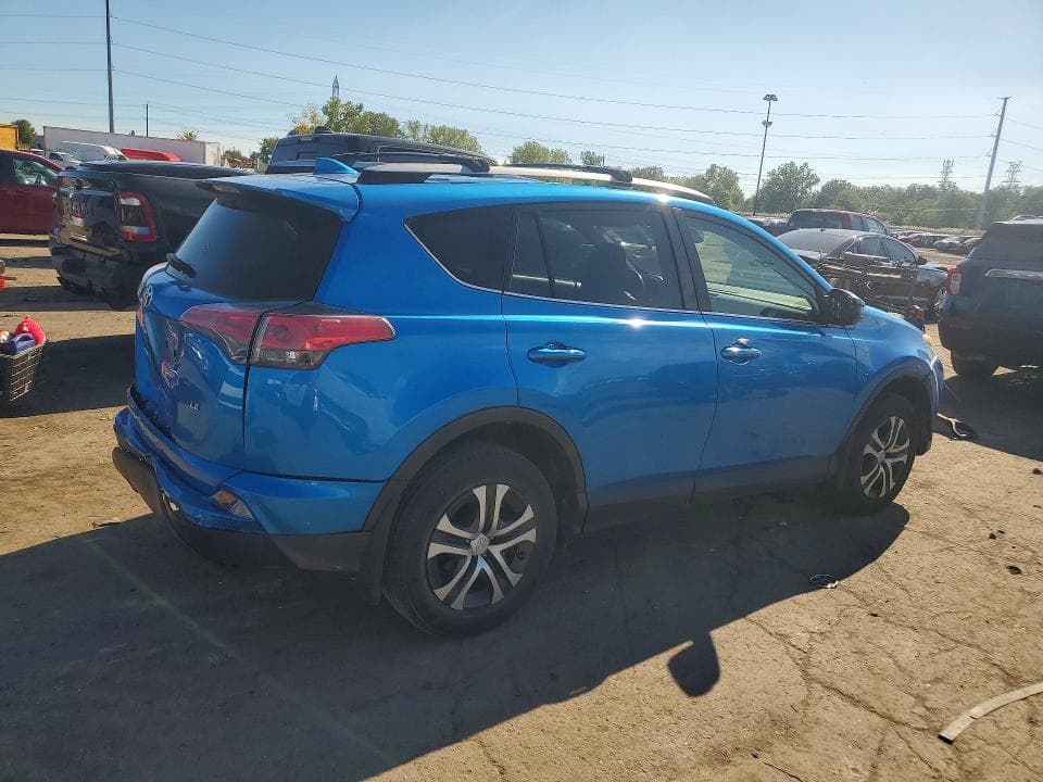 2017 TOYOTA RAV4 LE 3